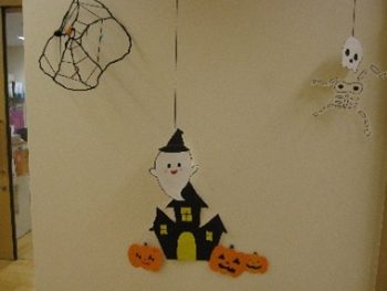 児童臨床研究センター はぐみぃ通信10月(01)